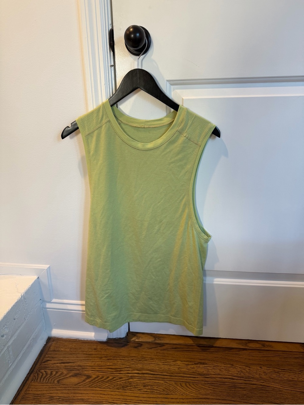 lululemon athletica Lightweight Sleeveless Tank in Pale Lime